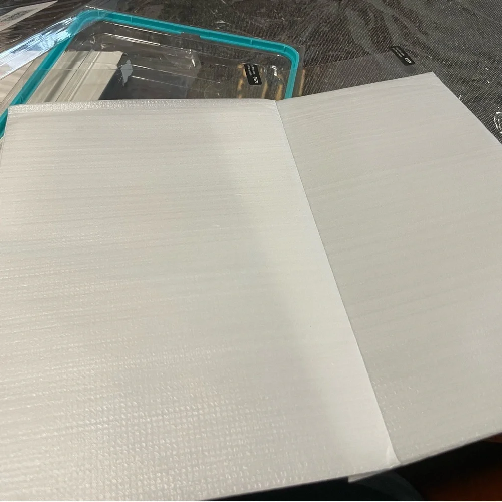 NWB FOR IPOD 102 screen protector PLUS Hard COVER